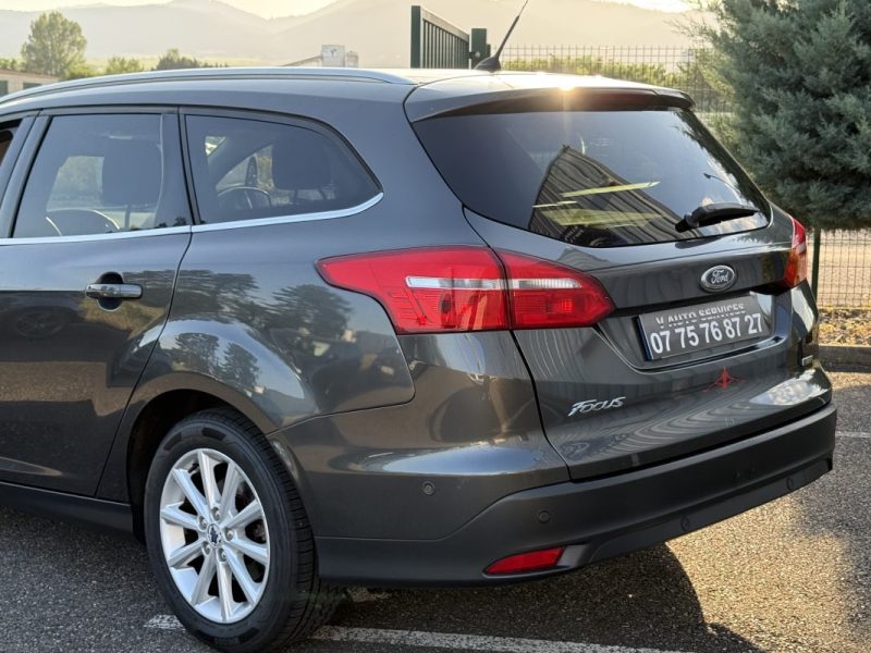 FORD Focus SW 1.0 EcoBoost 125ch Titanium Garantie 6 Mois