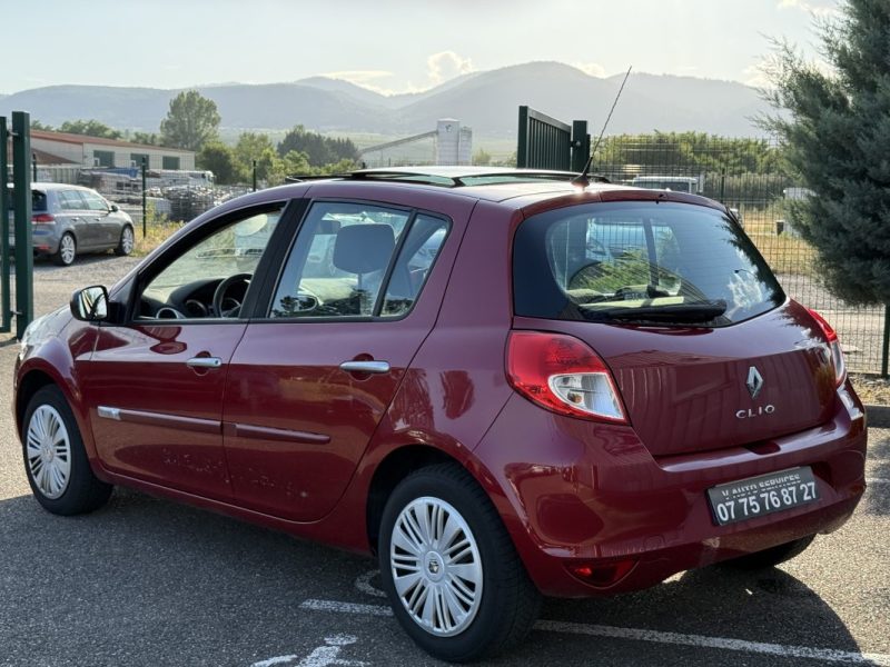 RENAULT Clio 1.2L100ch Dynamique 5p 1ére Main Garantie 6 Mois