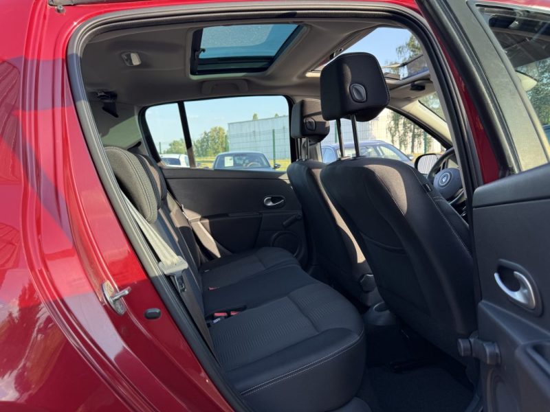 RENAULT Clio 1.2L100ch Dynamique 5p 1ére Main Garantie 6 Mois