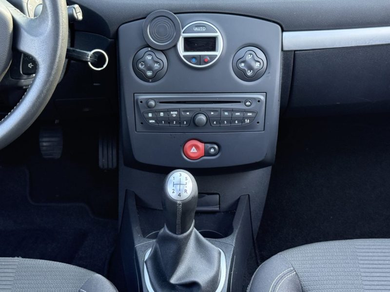 RENAULT Clio 1.2L100ch Dynamique 5p 1ére Main Garantie 6 Mois