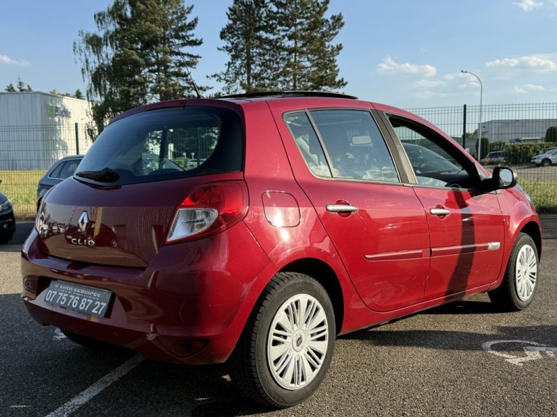 RENAULT Clio 1.2L100ch Dynamique 5p 1ére Main Garantie 6 Mois