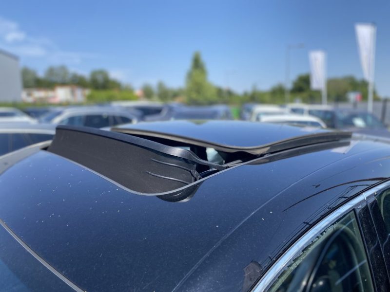PORSCHE MACAN S 3.0D 258Ch PDK7 / Toit Ouvrant - Sièges électriques à mémoires