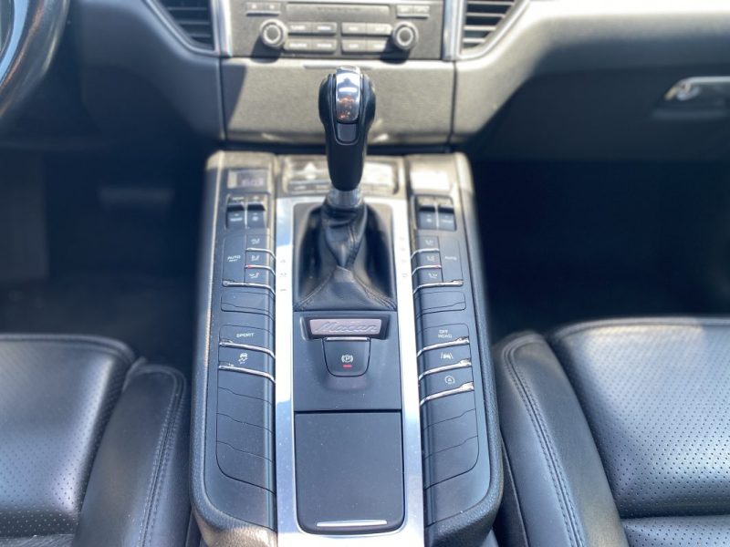 PORSCHE MACAN S 3.0D 258Ch PDK7 / Toit Ouvrant - Sièges électriques à mémoires