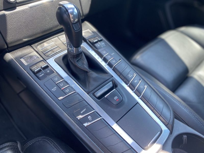 PORSCHE MACAN S 3.0D 258Ch PDK7 / Toit Ouvrant - Sièges électriques à mémoires
