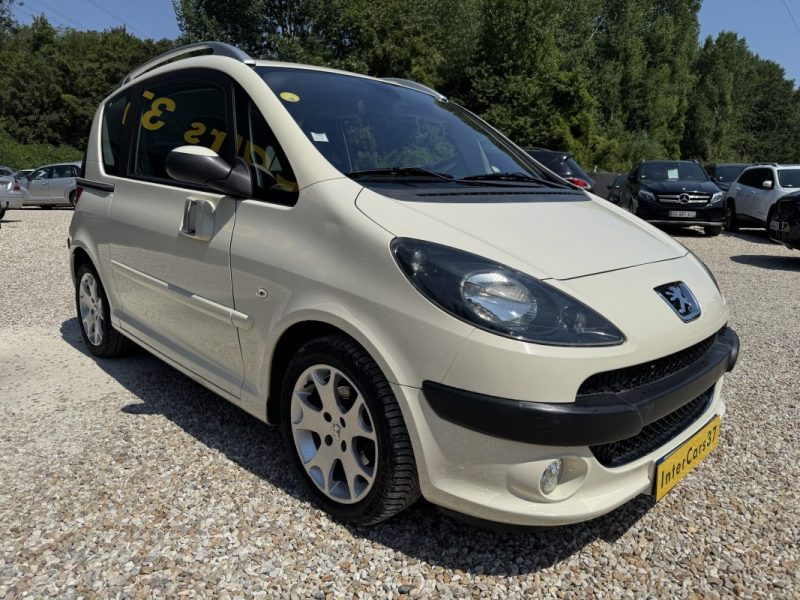 PEUGEOT 1007 DOLCE 1.6E 2-TRONIC 2008 KIT DISTRIBUTION FAIT EN NOVEMBRE 2023 A 54000KM
