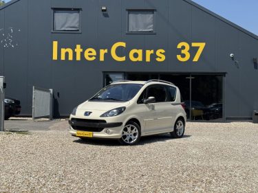 PEUGEOT 1007 DOLCE 1.6E 2-TRONIC 2008 KIT DISTRIBUTION FAIT EN NOVEMBRE 2023 A 54000KM