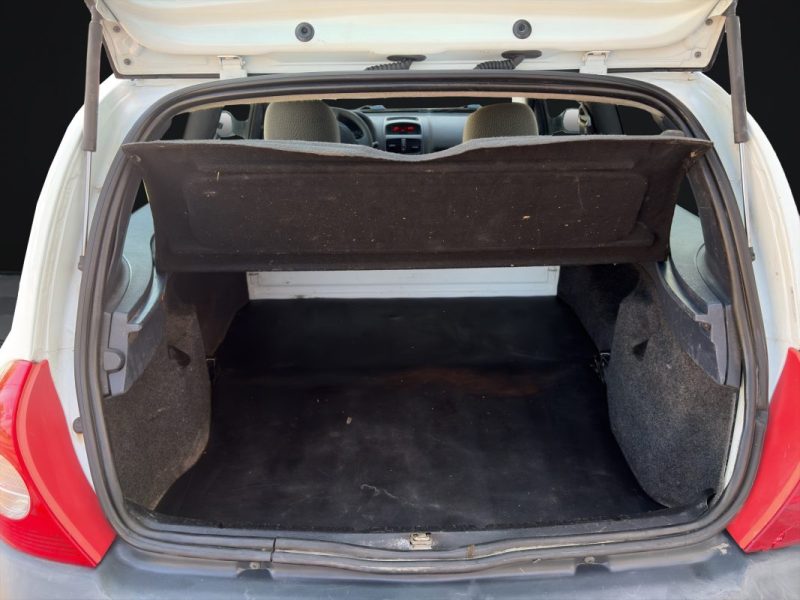 RENAULT CLIO II 1.5 dCi 81 cv / 2 places