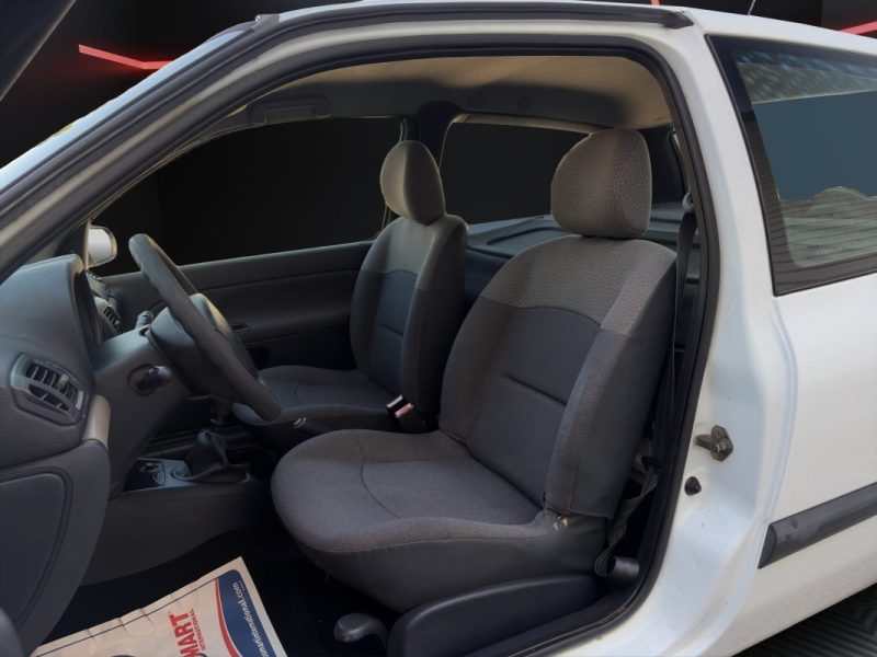 RENAULT CLIO II 1.5 dCi 81 cv / 2 places