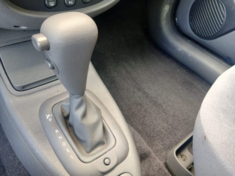 RENAULT CLIO RXT 1.6i  90 cv *** BVA*** 1999 