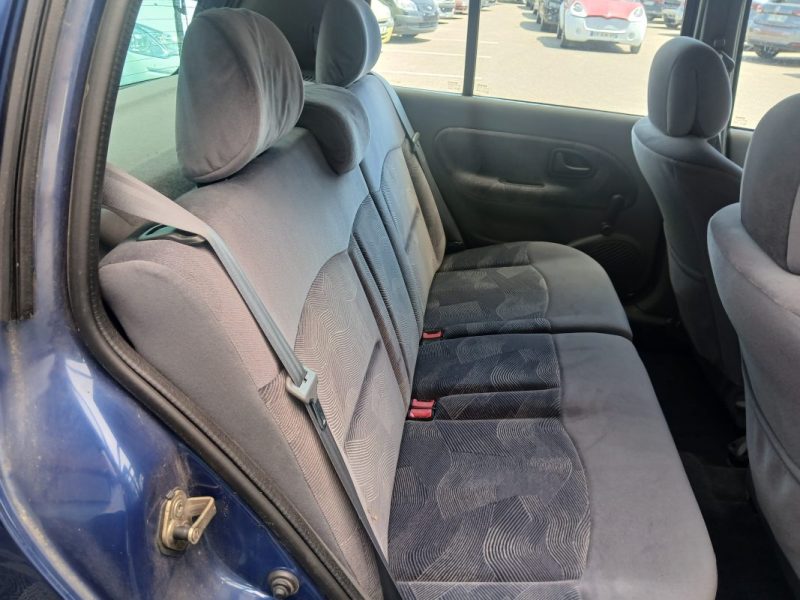 RENAULT CLIO RXT 1.6i  90 cv *** BVA*** 1999 
