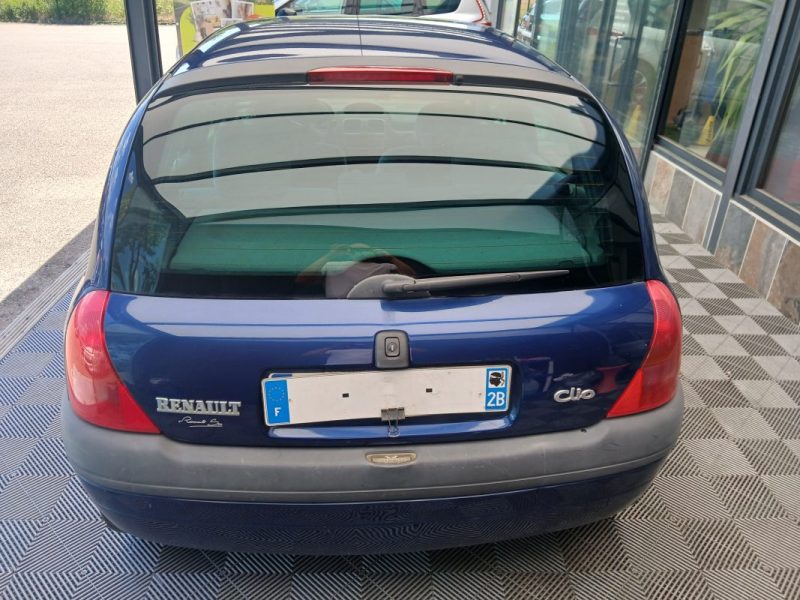 RENAULT CLIO RXT 1.6i  90 cv *** BVA*** 1999 