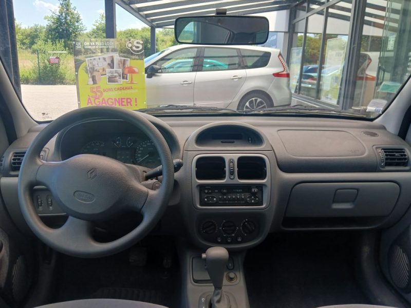 RENAULT CLIO RXT 1.6i  90 cv *** BVA*** 1999 