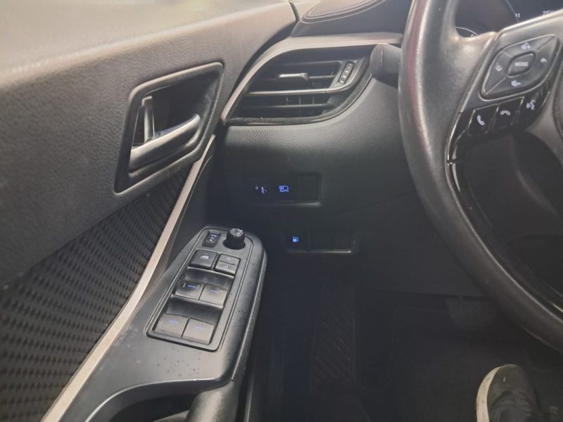 TOYOTA C-HR SUV PHASE 2 HYBRIDE 2.0 DYNAMIC BUSINESS 184cv/1 ERE MAIN/TVA RECUPERABLE