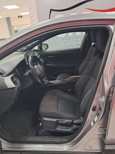 TOYOTA C-HR SUV PHASE 2 HYBRIDE 2.0 DYNAMIC BUSINESS 184cv/1 ERE MAIN/TVA RECUPERABLE