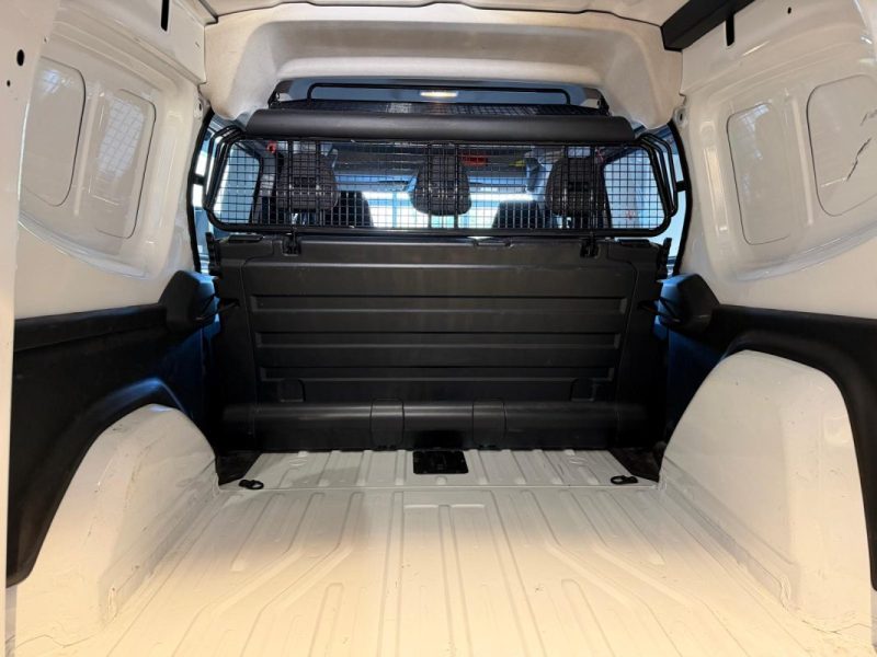 RENAULT KANGOO VAN  L2 1.5 DCI 115 ADVANCE CABINE APPRONDIE ATTELAGE  / PRIX HT 