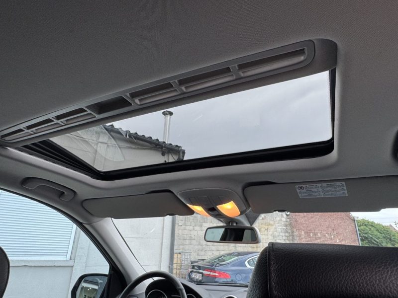 MERCEDES ML 300 CDI PACK SPORT FULL OPTIONS GPS/CLIM/CUIR/XENON/TOIT 1er MAIN 