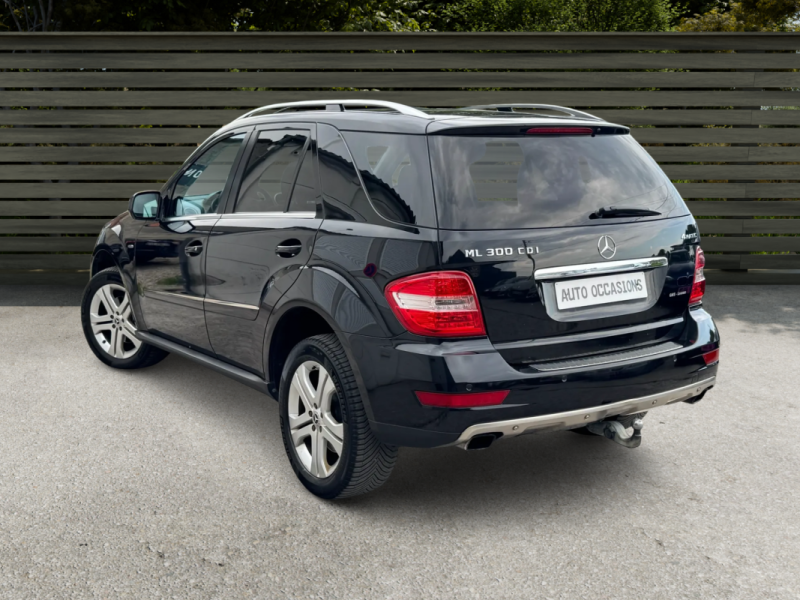 MERCEDES ML 300 CDI PACK SPORT FULL OPTIONS GPS/CLIM/CUIR/XENON/TOIT 1er MAIN 