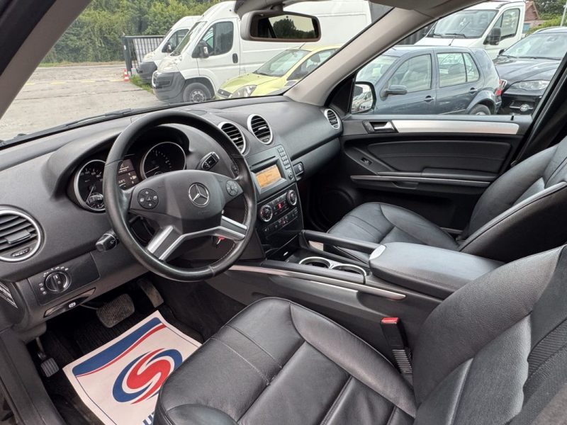 MERCEDES ML 300 CDI PACK SPORT FULL OPTIONS GPS/CLIM/CUIR/XENON/TOIT 1er MAIN 