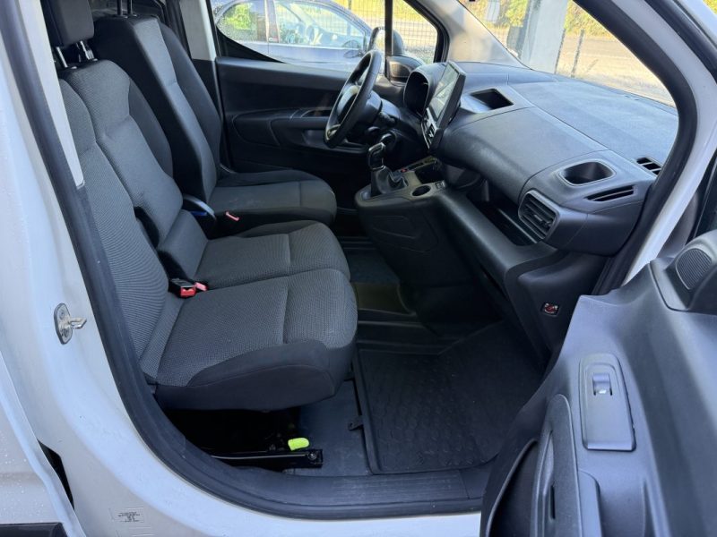 CITROEN BERLINGO 1.5 HDI 100 CAMERA CAR PLAY 3 PLACES 1000KG ATTELAGE  2021