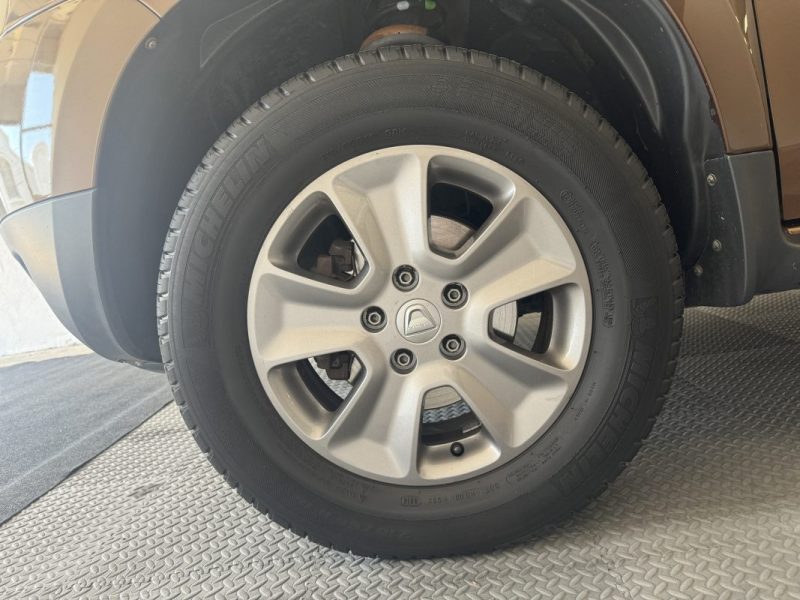 DACIA DUSTER 1.5 DCI 110 PRESTIGE 4X4 2014