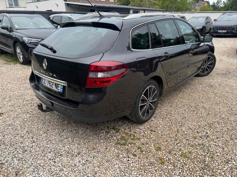 RENAULT LAGUNAIII 1.5 DCI 110 NERVASPORT 2012