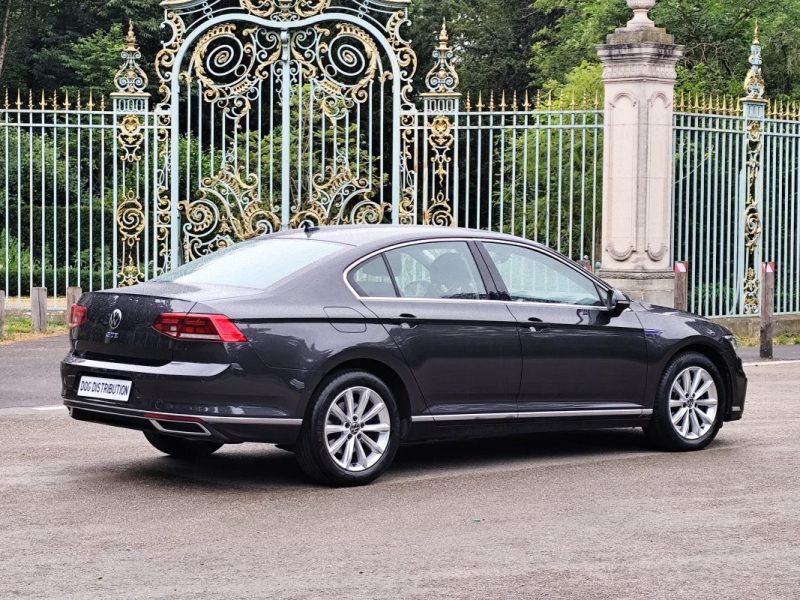 VOLKSWAGEN PASSAT 7 1.4 TSI 156 GTE DSG PH2 2022
