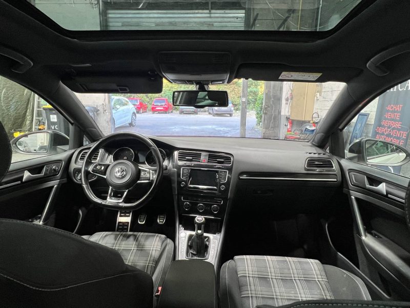 VOLKSWAGEN GOLF 7 2.0 TDI 184 GTD, Toit Ouvrant, Sport and Sound, Keyless, Garantie