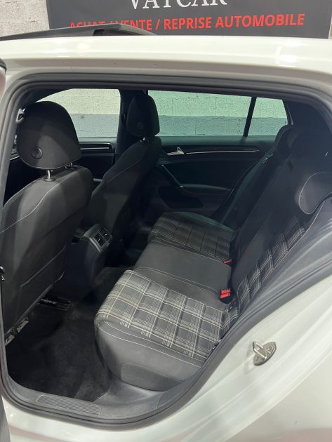 VOLKSWAGEN GOLF 7 2.0 TDI 184 GTD, Toit Ouvrant, Sport and Sound, Keyless, Garantie