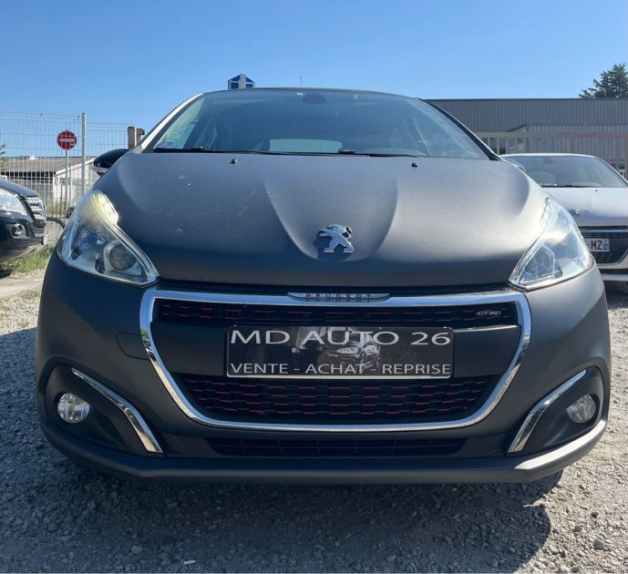 Peugeot 208 1.2i 110 Ch Boite Auto