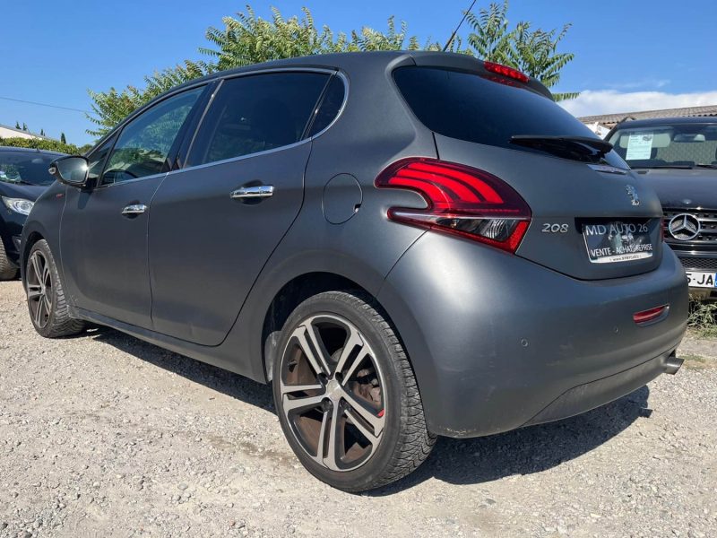 Peugeot 208 1.2i 110 Ch Boite Auto
