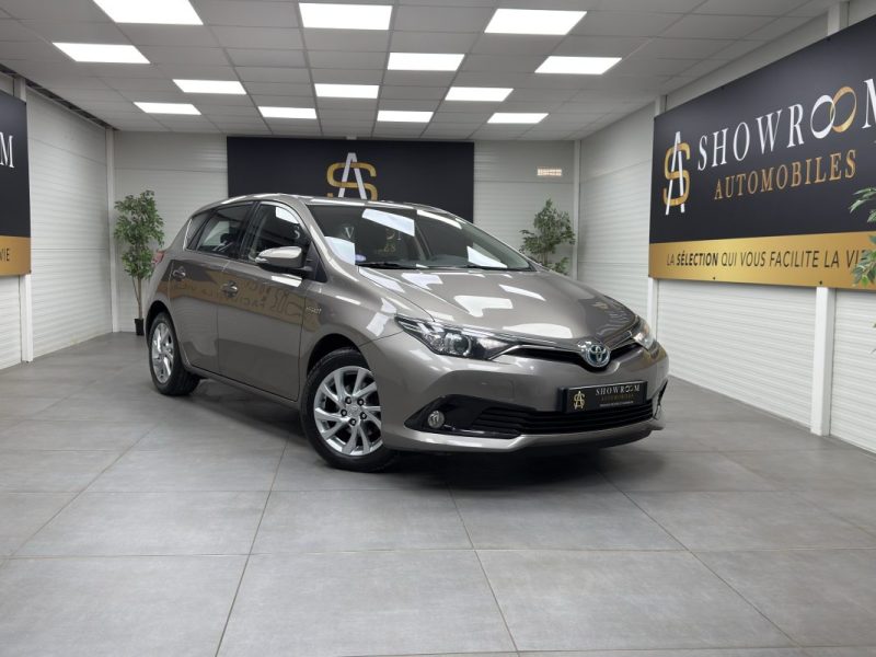 TOYOTA AURIS HSD 136H - Dynamic Business - 1ère Main