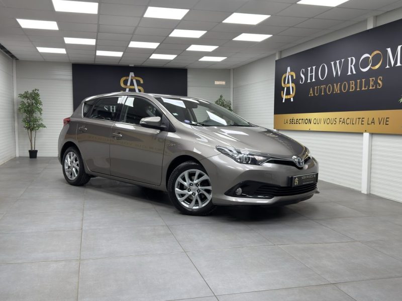 TOYOTA AURIS HSD 136H - Dynamic Business - 1ère Main