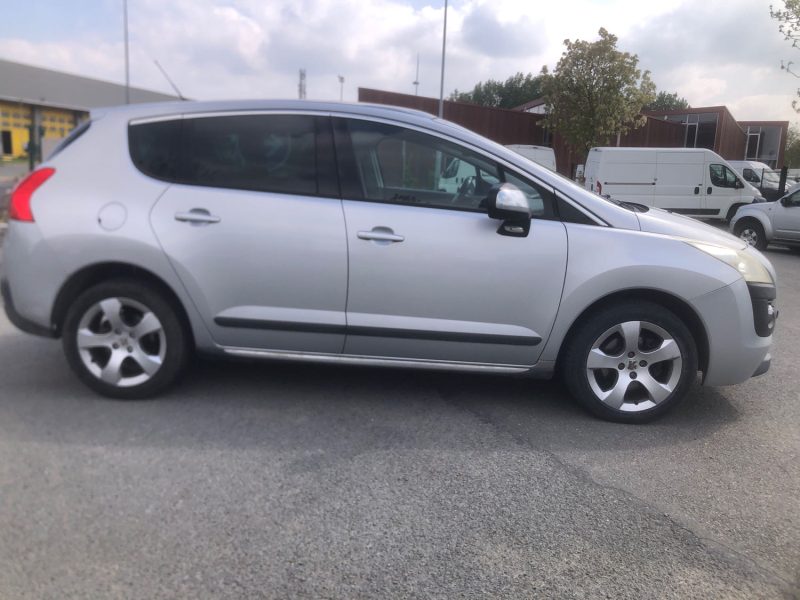 PEUGEOT 3008  2.0 HDI (163CH) 2013 158250km BOITE AUTOMATIQUE