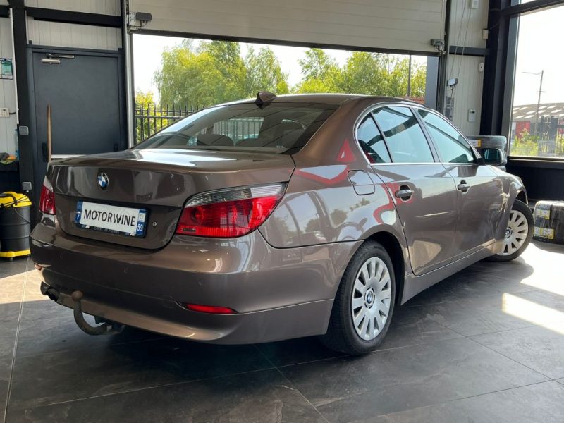🚗 BMW SÉRIE 5 2.2 170ch ⚙️ 📡 Radar de recul 🔗 Attache remorque 📱 Bluetooth