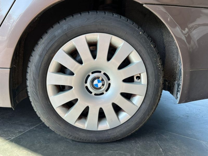 🚗 BMW SÉRIE 5 2.2 170ch ⚙️ 📡 Radar de recul 🔗 Attache remorque 📱 Bluetooth