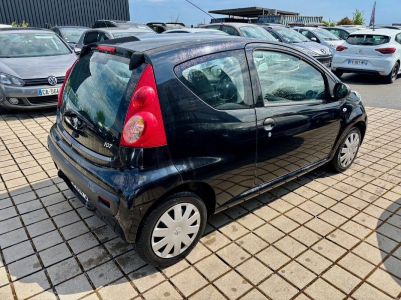 PEUGEOT 107 1.0E 12V 68 CH URBAN 