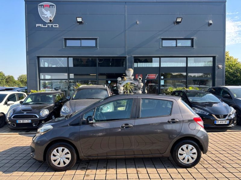TOYOTA YARIS 1.0 VVTI 69 TENDANCE  2012