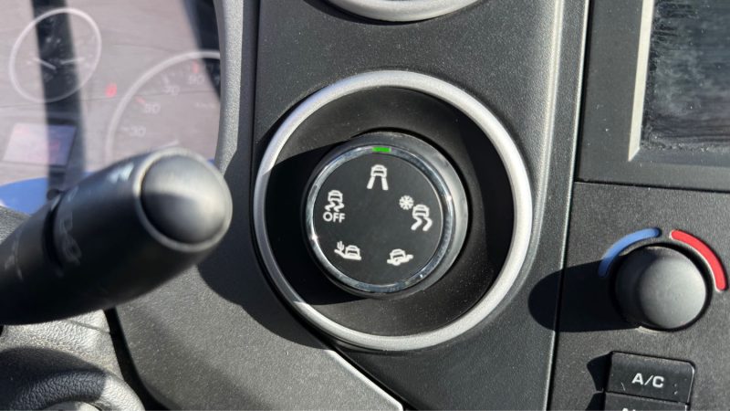 PEUGEOT PARTNER TEPEE 1.2 E THP 110 CV PREMIERE MAINS 