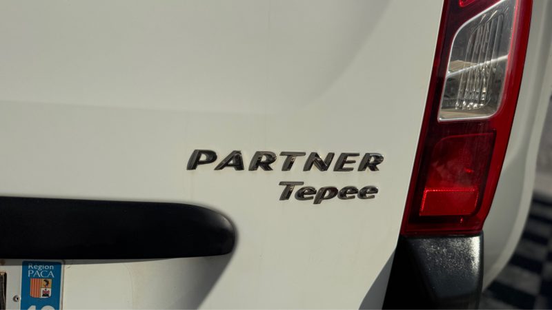 PEUGEOT PARTNER TEPEE 1.2 E THP 110 CV PREMIERE MAINS 