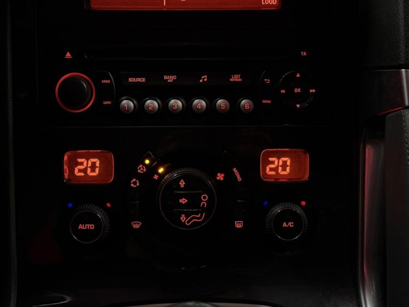 🟢 Peugeot 3008 Active 1.6 HDI 115 cv 2014 Garantie Bluetooth Régulateur