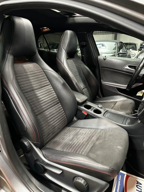 MAGNIFIQUE MERCEDES BENZ GLA 250 FASCINATION 4 MATIC 211 CH (SUIVI D’ENTRETIEN, TOIT OUVRANT)