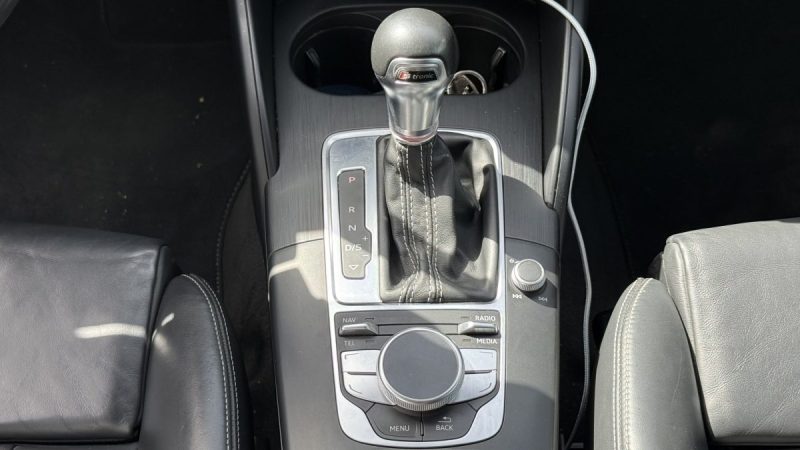 AUDI S3 8V1 / 2.0 TFSI 300CH  S TRONIC 2014
