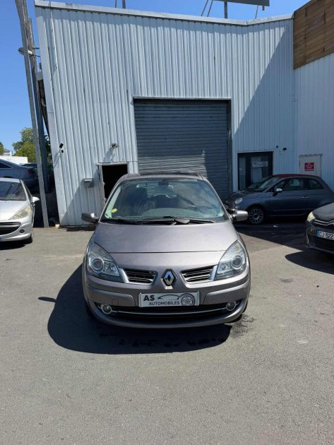 RENAULT SCÉNIC II 2.0 135CV PRIVILEGE BOITE AUTOMATIQUE