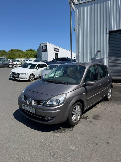 RENAULT SCÉNIC II 2.0 135CV PRIVILEGE BOITE AUTOMATIQUE