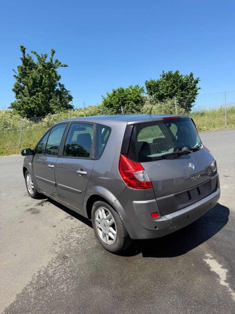 RENAULT SCÉNIC II 2.0 135CV PRIVILEGE BOITE AUTOMATIQUE