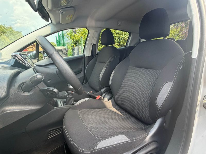 Peugeot 208 1.6 HDI 100ch Style