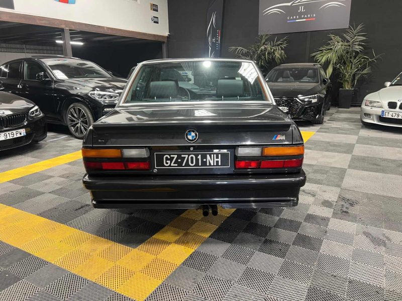 MAGNIFIQUE BMW 535i M E28 218CH (VEHICULE COLLECTION, BOITE AUTO, SUIVI ENTRETIEN + RESTORATION, TOI