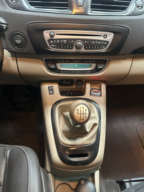 RENAULT SCENICIII 1.9 DCI 130 EXPRESSION 2009