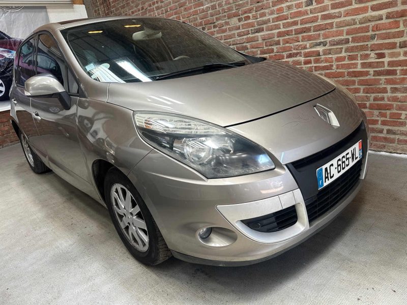 RENAULT SCENICIII 1.9 DCI 130 EXPRESSION 2009