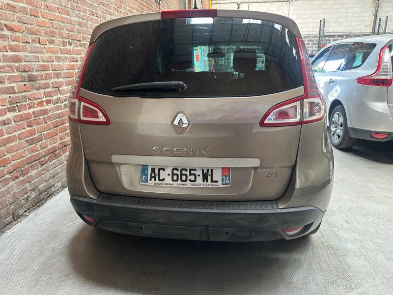 RENAULT SCENICIII 1.9 DCI 130 EXPRESSION 2009